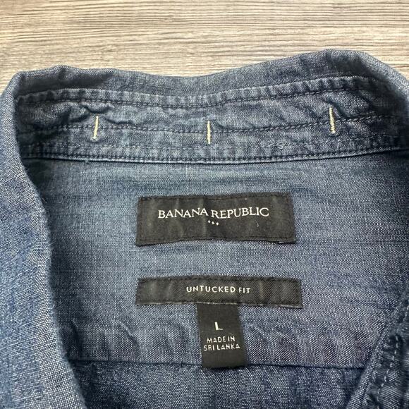 Banana Republic Dark Wash Blue Mens L Untucked Fit Button Down Chambray Shirt - Picture 4 of 12